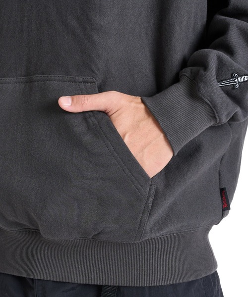BILLABONG(ビラボン)の「BILLABONG メンズ 【IMMORTAL COLLECTION】IMMORTAL PARKA パーカー 【WIDE FIT】【2025年秋冬モデル】/ビラボンロゴワンポイントプルオーバーパーカー・フーディー(パーカー・メンズ・ホワイト/グレー・MEDIUM/X-LARGE/LARGE)」の6枚目の写真