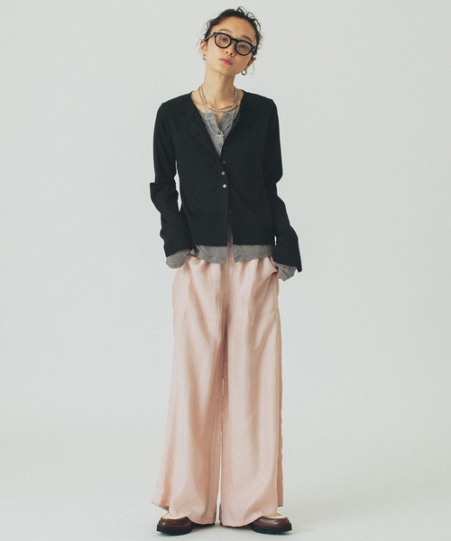 ROSE BUD（ローズバッド）の「HENLEY LAYERED TOP（Tシャツ/カットソー・レディース・ブラウン/ホワイト/ブラック・ONE SIZE）」の7枚目の写真