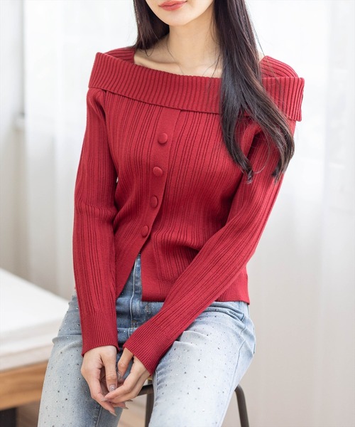 clear（クリア）の「オフショル風ボタンリブニットトップス［大人 カジュアル 着回し力抜群］≪AW新作≫（ニット/セーター・レディース・ボルドー/ブラック/アイボリー/ブラウン・F）」の4枚目の写真
