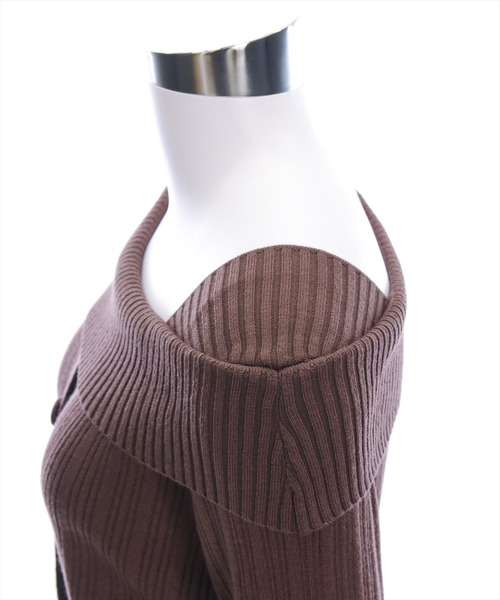 clear（クリア）の「オフショル風ボタンリブニットトップス［大人 カジュアル 着回し力抜群］≪AW新作≫（ニット/セーター・レディース・ボルドー/ブラック/アイボリー/ブラウン・F）」の12枚目の写真