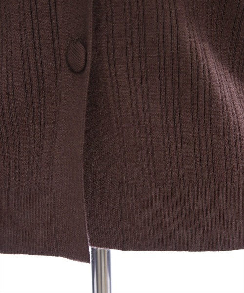 clear（クリア）の「オフショル風ボタンリブニットトップス［大人 カジュアル 着回し力抜群］≪AW新作≫（ニット/セーター・レディース・ボルドー/ブラック/アイボリー/ブラウン・F）」の14枚目の写真