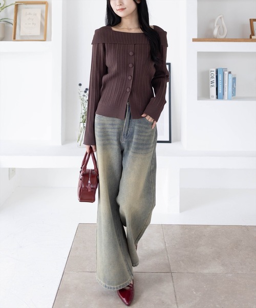 clear（クリア）の「オフショル風ボタンリブニットトップス［大人 カジュアル 着回し力抜群］≪AW新作≫（ニット/セーター・レディース・ボルドー/ブラック/アイボリー/ブラウン・F）」の7枚目の写真