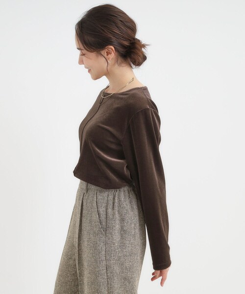DRESKIP(ドレスキップ)の「【洗える/S-LL】上品見え ベロア調シアートップス(Tシャツ/カットソー・レディース・ダークブラウン/チャコールグレー/ナチュラル・01/02/03/04)」の13枚目の写真