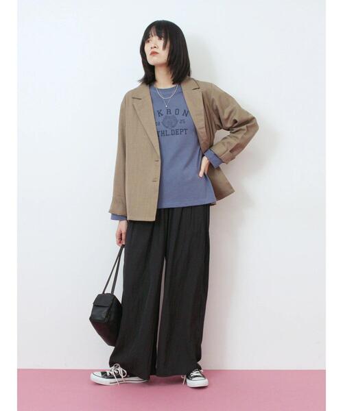 Samansa Mos2 blue（サマンサモスモスブルー）の「アソートプリントロンT（Tシャツ/カットソー・レディース・オフホワイト/ダークオレンジ/ブルー/ベージュ/チャコールグレー・F）」の19枚目の写真