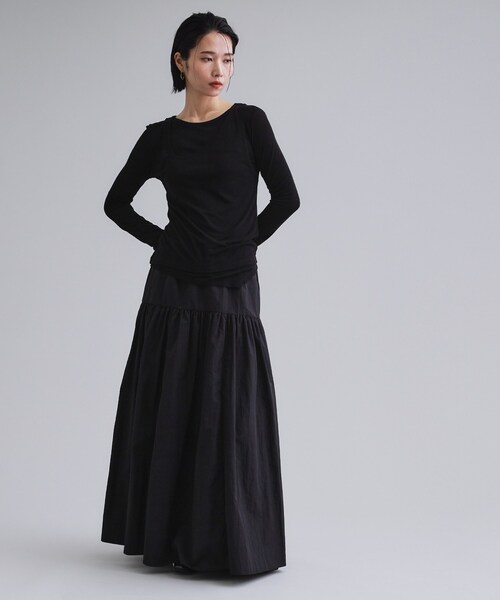 OPAQUE.CLIP(オペークドットクリップ)の「【es】ナイロンティアードマキシスカート【洗濯機OK】(スカート・レディース・ブラック/ベビーピンク・36/38)」の14枚目の写真