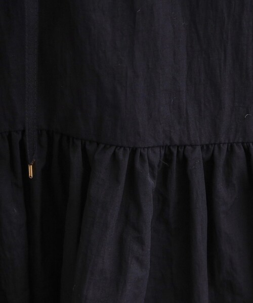 OPAQUE.CLIP(オペークドットクリップ)の「【es】ナイロンティアードマキシスカート【洗濯機OK】(スカート・レディース・ブラック/ベビーピンク・36/38)」の12枚目の写真