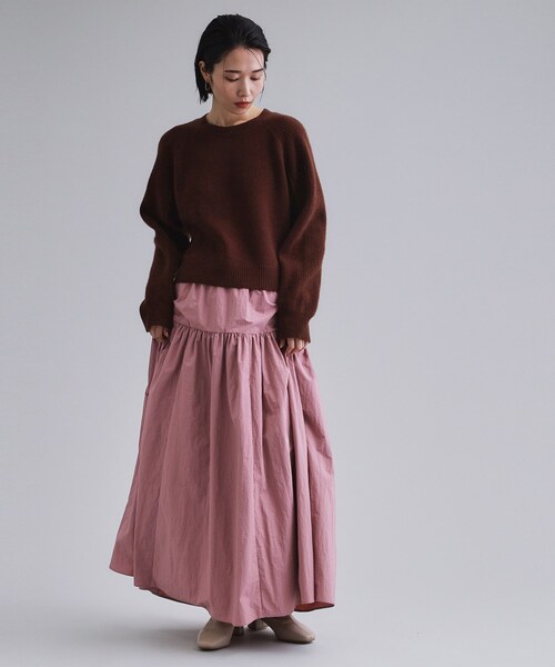 OPAQUE.CLIP(オペークドットクリップ)の「【es】ナイロンティアードマキシスカート【洗濯機OK】(スカート・レディース・ブラック/ベビーピンク・36/38)」の10枚目の写真