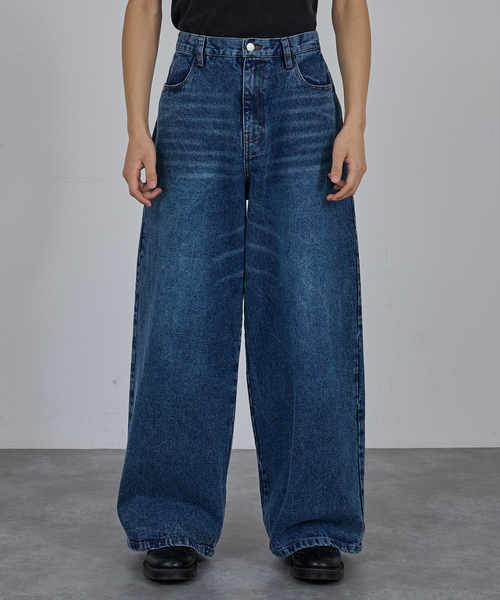AH ABAHOUSE(エーエイチアバハウス)の「BLAST WIDE BAGGY DENIM PANTS / ブラスト ワイドバギー デニムパンツ(デニムパンツ・メンズ・ブラック/サックスブルー/ブルー・44/46/48/42)」の3枚目の写真
