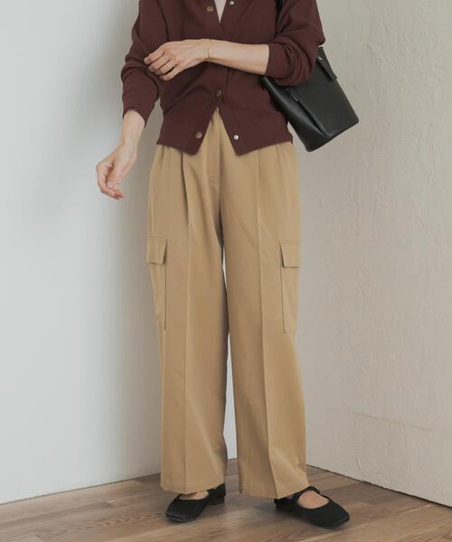 URBAN RESEARCH DOORS（アーバンリサーチドアーズ）の「センタープレスカーゴパンツ（その他パンツ・レディース・ベージュ/ネイビー・SMALL/MEDIUM）」の4枚目の写真