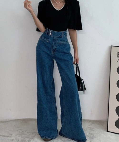 LAFFMO（ラフモ）の「ハイウエストワイドフレアデニムパンツ（デニムパンツ・レディース・ブラック/ブルー・S/M/L）」の22枚目の写真