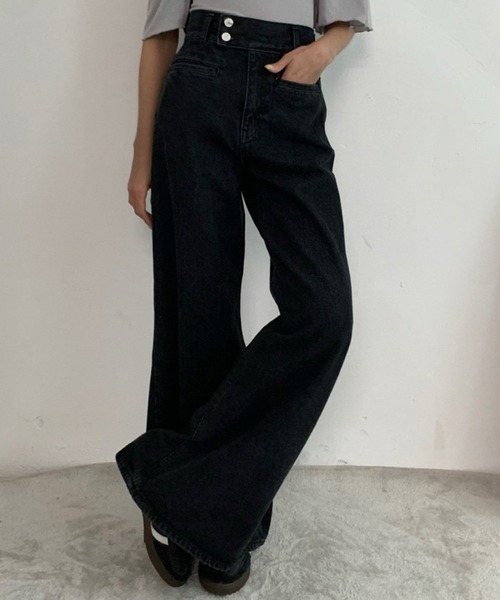 LAFFMO（ラフモ）の「ハイウエストワイドフレアデニムパンツ（デニムパンツ・レディース・ブラック/ブルー・S/M/L）」の4枚目の写真