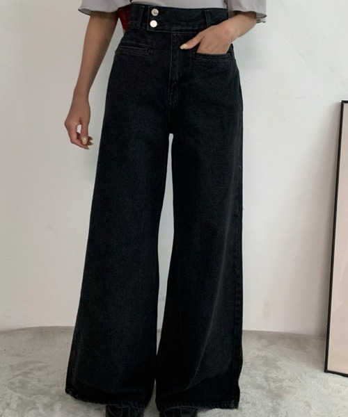 LAFFMO（ラフモ）の「ハイウエストワイドフレアデニムパンツ（デニムパンツ・レディース・ブラック/ブルー・S/M/L）」の5枚目の写真