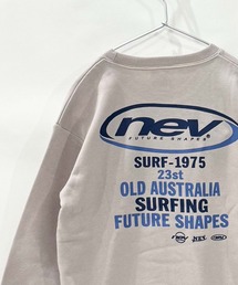 NEV（ネブ）の「NEV SURF / ネブサーフ バックプリント ビッグシルエット トレーナー スウェット パイル生地 長袖 キッズ（スウェット・キッズ）」