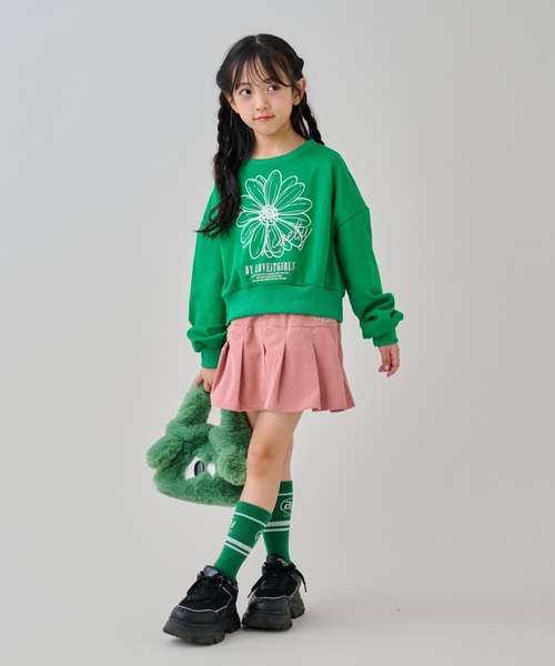 by LOVEiT(バイラビット)の「フラワーフロッキープルオーバー(スウェット・キッズ・チャコール/グリーン/ホワイト系その他・120cm/140cm/160cm/150cm/130cm)」の5枚目の写真
