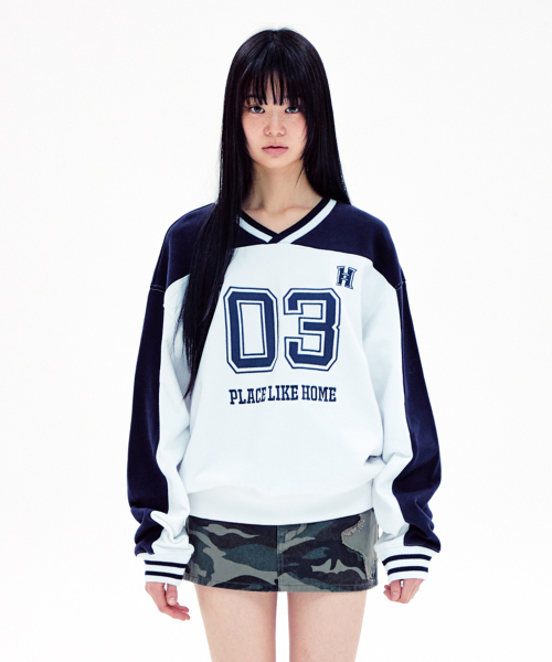YOUHEE（ユヒ）の「GRAPHIC TRACK JERSEY SWEAT SHIRTS WHITE（スウェット・レディース・その他・FREE）」の2枚目の写真
