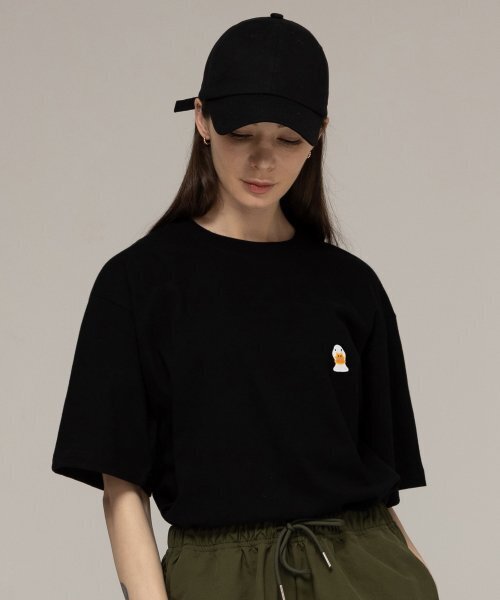 GRAVER（グレーバー）の「[ユニセックス]ダックフェイス刺繍スマイル半袖Tシャツ_ブラック（Tシャツ/カットソー・レディース・ブラック・MEDIUM/LARGE/X-LARGE/SMALL）」の2枚目の写真