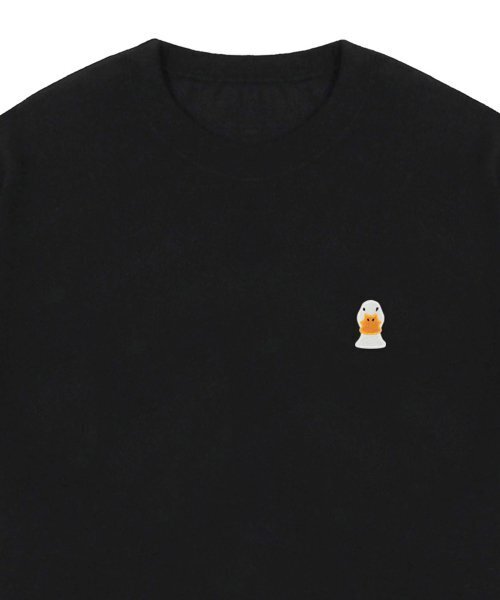 GRAVER（グレーバー）の「[ユニセックス]ダックフェイス刺繍スマイル半袖Tシャツ_ブラック（Tシャツ/カットソー・レディース・ブラック・MEDIUM/LARGE/X-LARGE/SMALL）」の3枚目の写真