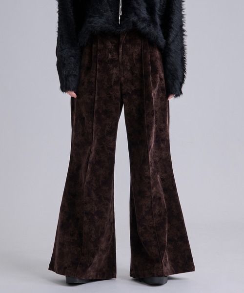 Ellno Loset(エルノロゼット)の「ベルベットフラワーフレアパンツ/SETUP対応(スラックス・メンズ・ブラック系/グレー系/ブラウン系・LARGE/MEDIUM/SMALL/X-SMALL)」の3枚目の写真