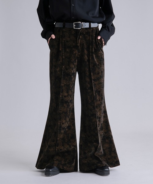 Ellno Loset(エルノロゼット)の「ベルベットフラワーフレアパンツ/SETUP対応(スラックス・メンズ・ブラック系/グレー系/ブラウン系・LARGE/MEDIUM/SMALL/X-SMALL)」の9枚目の写真