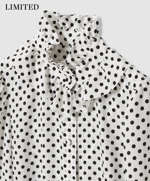 LOULOU WILLOUGHBY（ルルウィルビー）の「【LOULOU WILLOUGHBY】デシンドットフリルボウタイブラウス（シャツ/ブラウス・レディース・ライトベージュ/ブラック/オフホワイト・2）」の5枚目の写真