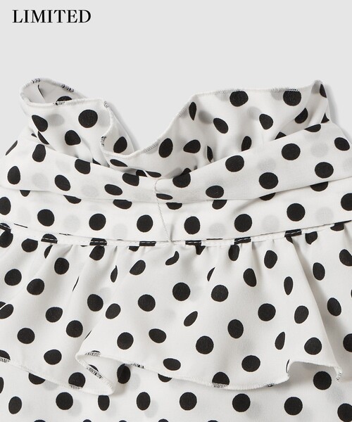 LOULOU WILLOUGHBY（ルルウィルビー）の「【LOULOU WILLOUGHBY】デシンドットフリルボウタイブラウス（シャツ/ブラウス・レディース・ライトベージュ/ブラック/オフホワイト・2）」の7枚目の写真