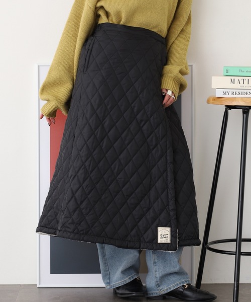 atONE(アットワン)の「2WAY 裏ボアキルト無地ロング巻きスカート(スカート・レディース・ネイビー/ブラウン/ピンク/ブラック/カーキ/グレー系その他・M-L)」の8枚目の写真