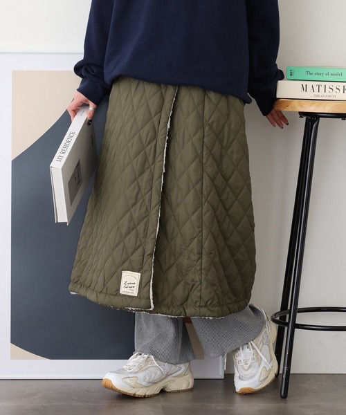 atONE(アットワン)の「2WAY 裏ボアキルト無地ロング巻きスカート(スカート・レディース・ネイビー/ブラウン/ピンク/ブラック/カーキ/グレー系その他・M-L)」の18枚目の写真