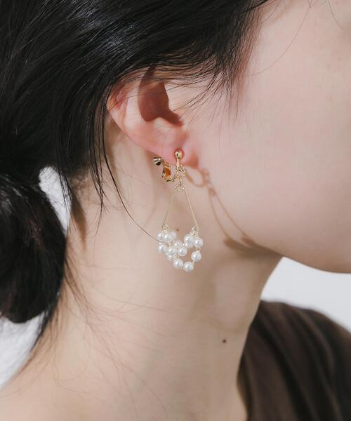 SMELLY（スメリー）の「パールスウィングイヤリング（イヤリング・レディース・ゴールド系その他・-）」の5枚目の写真