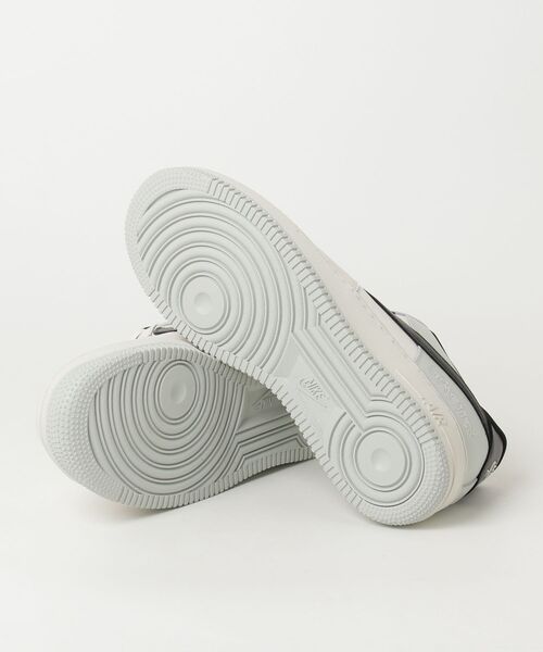 NIKE(ナイキ)の「AIR FORCE 1 GTX(スニーカー・メンズ・ホワイト系その他・28.0cm/27.5cm/27.0cm/26.5cm/26.0cm/28.5cm/25.5cm)」の3枚目の写真