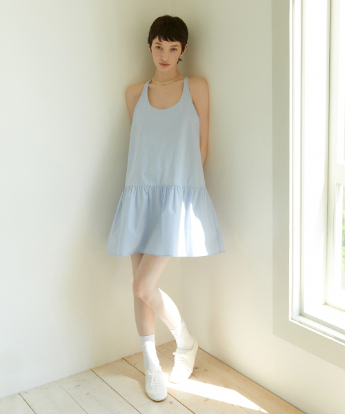LADY VOLUME(レディーボリューム)の「FLARE HALTER NECK DRESS_SKY BLUE(ワンピース・レディース・その他・SMALL/MEDIUM)」の1枚目の写真
