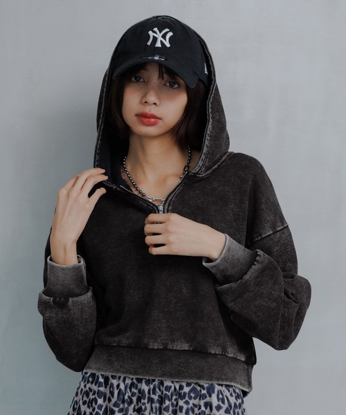 PAGEBOY（ページボーイ）の「ハーフZIPショートパーカー（パーカー・レディース・グレー/ブルー/チャコールグレー・FREE）」の9枚目の写真