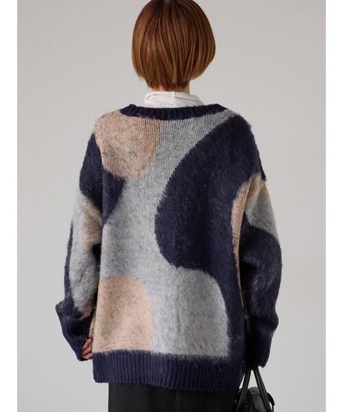 Lugnoncure(ルノンキュール)の「起毛ジャカードパッチワーク風Vネックカーディガン(カーディガン/ボレロ・レディース・グリーン/ネイビー/ブルー・F)」の14枚目の写真