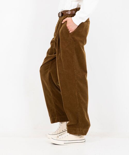 HYSTERIC GLAMOUR(ヒステリックグラマー)の「1タックスラックスパンツ(スラックス・メンズ・ブラック/ブラウン・SMALL/MEDIUM/LARGE)」の6枚目の写真