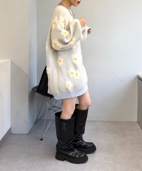 w closet（ダブルクローゼット）の「フラワーシャギーニット（ニット/セーター・レディース・アイボリー/ブルー/ピンク・FREE）」の22枚目の写真