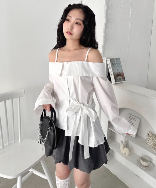 Loueme(ルエム)の「オフショルダーリボンブラウス(Tシャツ/カットソー・レディース・ブラック系その他/ライトブルー/ホワイト/ブルー系その他・FREE)」の12枚目の写真