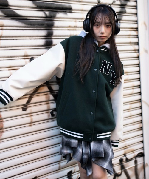 WEGO（ウィゴー）の「WEGO/2WAYフード付きビッグスタジャン（スタジャン・レディース・ブラック/ダークグリーン・FREE）」の19枚目の写真