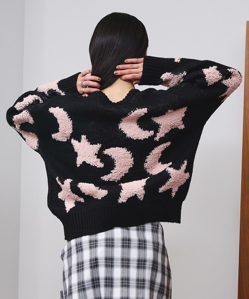 ROSE BUD（ローズバッド）の「MOTIF JACQUARD KNIT（ニット/セーター・レディース・ブルー/ブラック・ONE SIZE）」の5枚目の写真