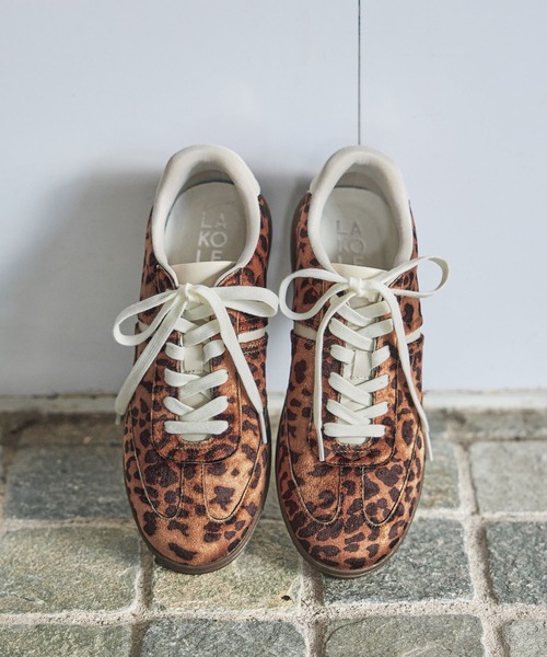 LAKOLE（ラコレ）の「アソートローテクスニーカー / 637948（スニーカー・レディース・ベージュ/オフホワイト/レオパード・LARGE/MEDIUM）」の3枚目の写真