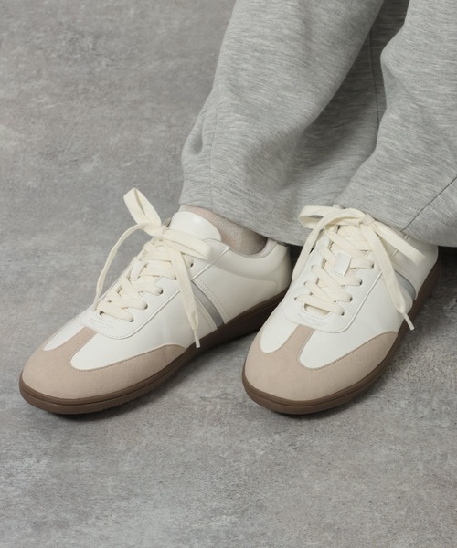 LAKOLE（ラコレ）の「アソートローテクスニーカー / 637948（スニーカー・レディース・ベージュ/オフホワイト/レオパード・LARGE/MEDIUM）」の5枚目の写真