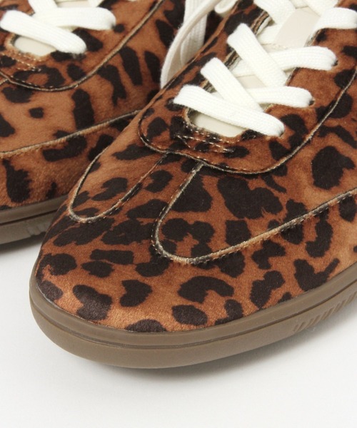 LAKOLE（ラコレ）の「アソートローテクスニーカー / 637948（スニーカー・レディース・ベージュ/オフホワイト/レオパード・LARGE/MEDIUM）」の18枚目の写真