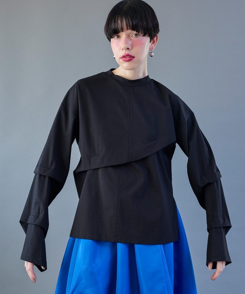 OMMO(オーエムエムオー)の「TUCK LONG SLEEVE TOP(Tシャツ/カットソー・レディース・ブラック/グレー/ホワイト・F)」の2枚目の写真