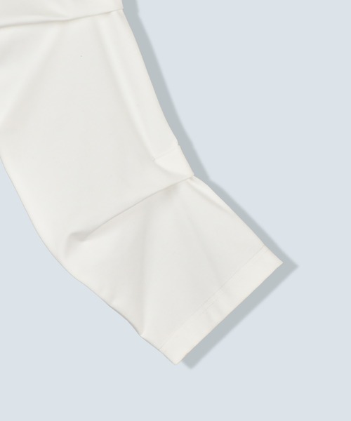 OMMO(オーエムエムオー)の「TUCK LONG SLEEVE TOP(Tシャツ/カットソー・レディース・ブラック/グレー/ホワイト・F)」の7枚目の写真