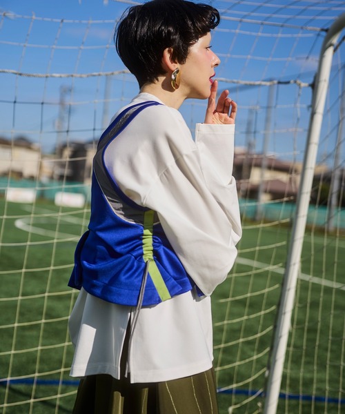 OMMO(オーエムエムオー)の「TUCK LONG SLEEVE TOP(Tシャツ/カットソー・レディース・ブラック/グレー/ホワイト・F)」の14枚目の写真