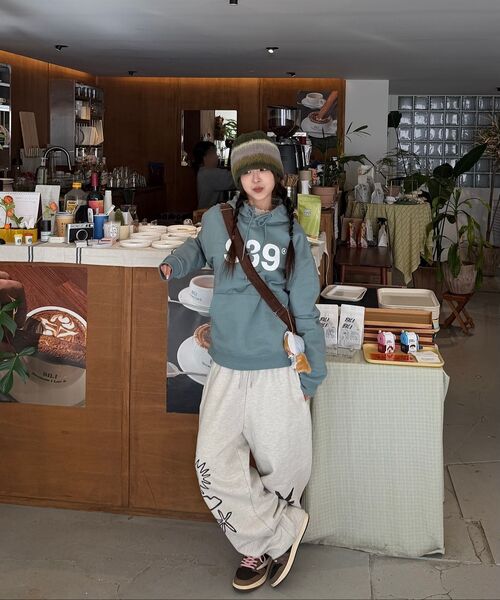 ARCHIVE BOLD(アーカイブボールド)の「939 LOGO HOOD(MINT)(パーカー・レディース・その他・SMALL/MEDIUM/LARGE/X-LARGE)」の9枚目の写真