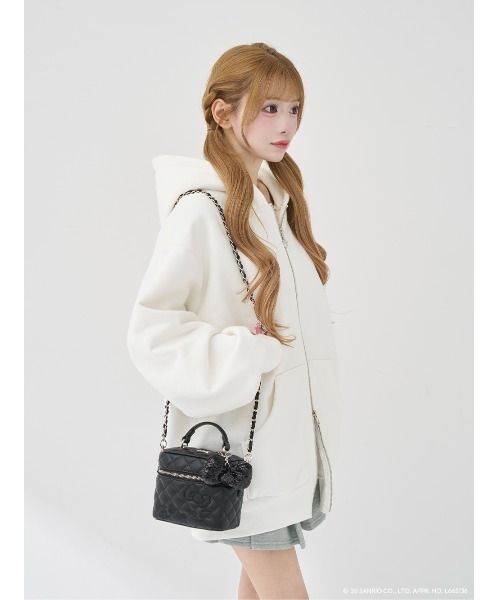 Darich（ダーリッチ）の「Hello Darich キルティングスクエアミニバッグ（ショルダーバッグ・レディース・ホワイト/ブラック・FREE）」の12枚目の写真