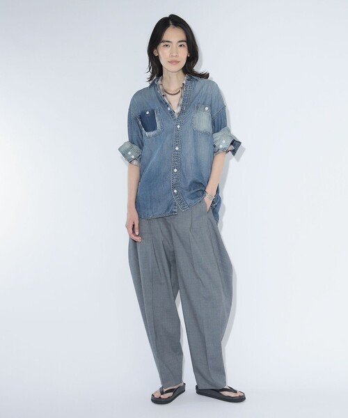 BEAMS BOY(ビームスボーイ)の「maturely / ブリーチ ストラップ ロングスリーブ(シャツ/ブラウス・レディース・チャコールグレー/ブルー・ONE SIZE)」の5枚目の写真