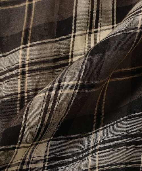 BEAMS BOY(ビームスボーイ)の「maturely / ブリーチ ストラップ ロングスリーブ(シャツ/ブラウス・レディース・チャコールグレー/ブルー・ONE SIZE)」の19枚目の写真