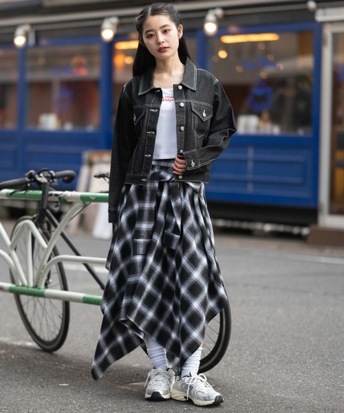 WEGO（ウィゴー）の「WEGO/【26年春新作】デニムジャケット（デニムジャケット・レディース・ブラック系その他/ブラック系2/インディゴブルー・FREE）」の5枚目の写真