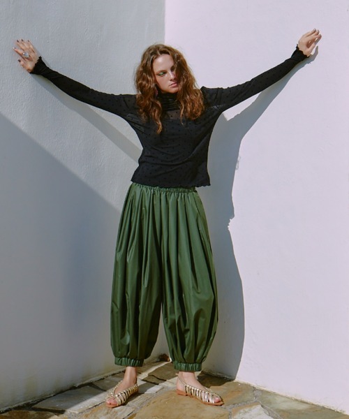 manana suerte(マニャーナスエルテ)の「シアーDOTハイネックトップス(Tシャツ/カットソー・レディース・ブラック/ホワイト・FREE)」の4枚目の写真