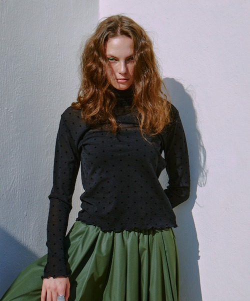 manana suerte(マニャーナスエルテ)の「シアーDOTハイネックトップス(Tシャツ/カットソー・レディース・ブラック/ホワイト・FREE)」の20枚目の写真